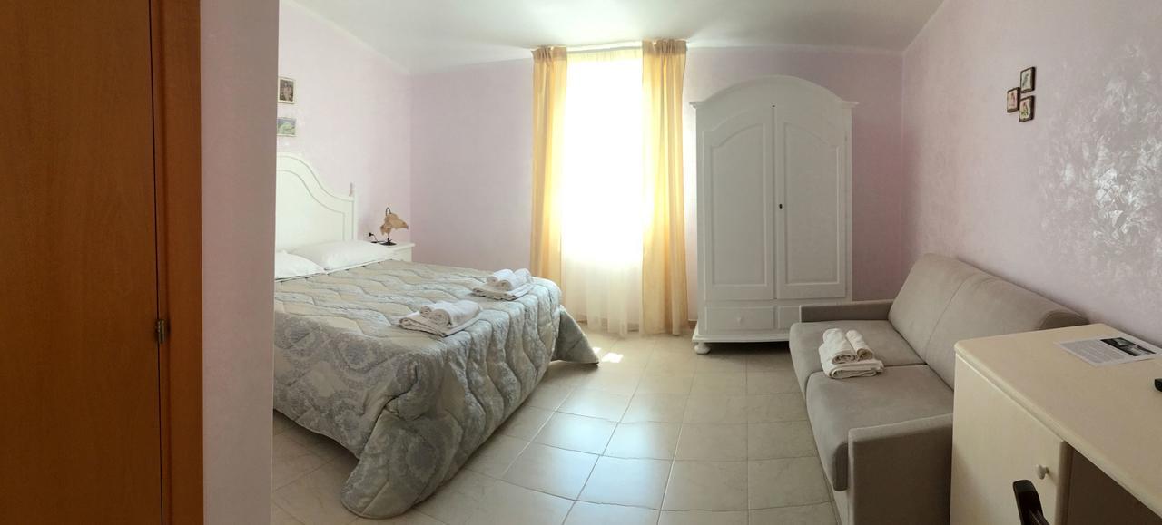 Agriturismo Affittacamere Atlhos Vieste Bagian luar foto