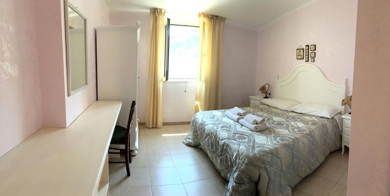 Agriturismo Affittacamere Atlhos Vieste Bagian luar foto